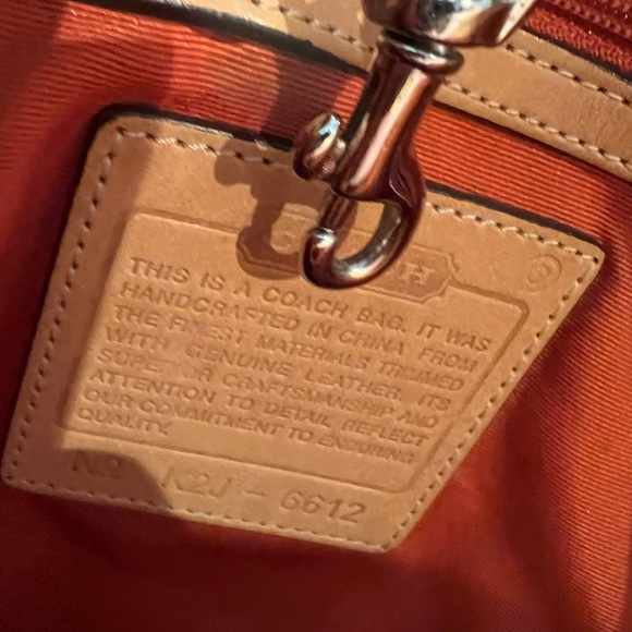 Coach signature canvas and leather city tote shoulder bucket bag - Picture 12 of 12